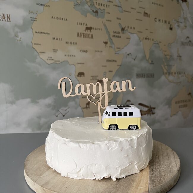 cake topper